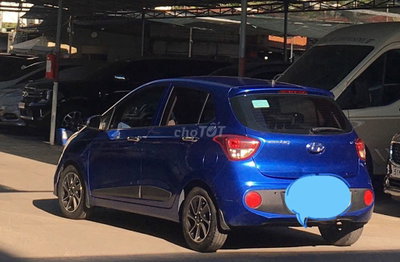 Hyundai Grand i10 5 chỗ Xanh