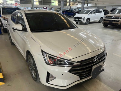 Xe Hyundai Elantra 2.0 AT 2021