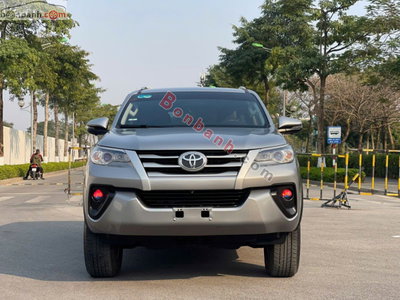 Xe Toyota Fortuner 2.4G 4x2 MT 2018