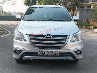 Xe Toyota Innova 2.0E 2014