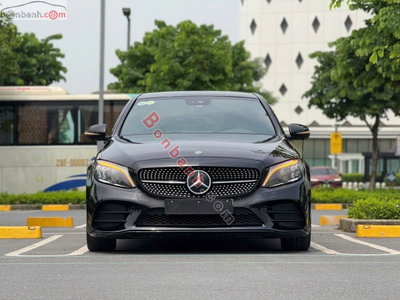 Xe Mercedes Benz C class C300 AMG 2020