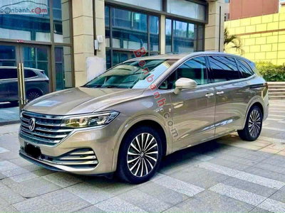 Xe Volkswagen Viloran Luxury 2025