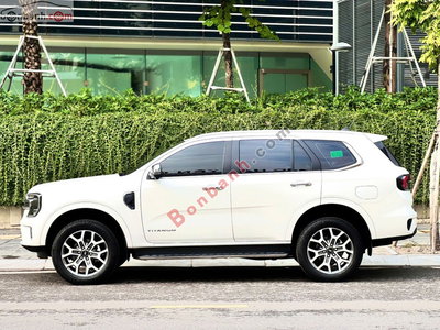 Xe Ford Everest Titanium 2.0L 4x2 AT 2024