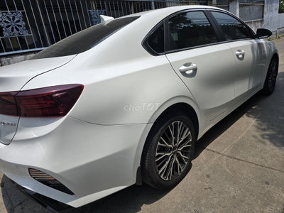 KIA K3 2022 màu Trắng