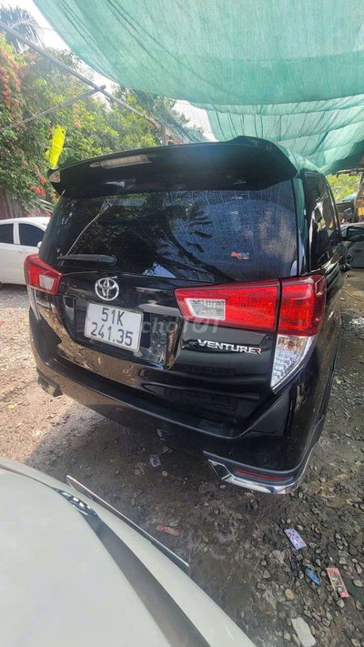 Toyota Innova 2019 Venturer Đen