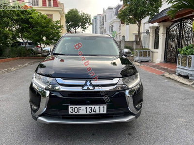 Xe Mitsubishi Outlander 2.0 CVT Premium 2018