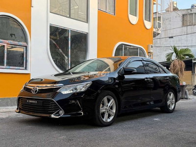 Toyota Camry 2017 2.5Q Đen 80.000 km