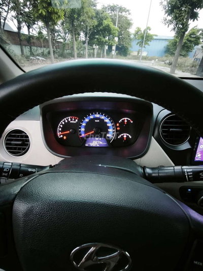 Hyundai i10 2020 1.2 Bạc 71000 km
