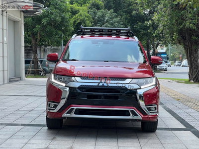 Xe Mitsubishi Outlander Premium 2.0 CVT 2022