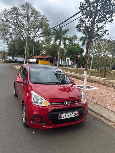 Hyundai i10 sx 2015 nhập ấn ( số tự động )