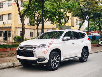 Xe Mitsubishi Pajero Sport 3.0G 4x4 AT Premium 2018