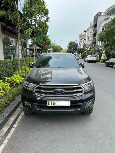 Ford Everest 2018 4x4 TITANIUM Đen