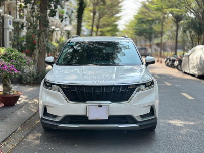 KIA Carnival 2022 Luxury Trắng 84.000 km