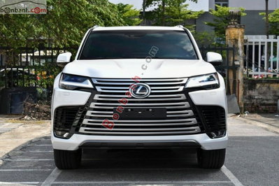 Xe Lexus LX 600 Urban 2026