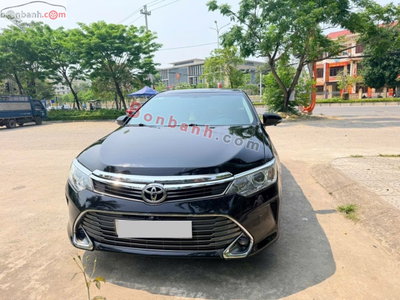 Xe Toyota Camry 2.0E 2017