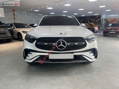 Xe Mercedes Benz GLC 300 4Matic 2023