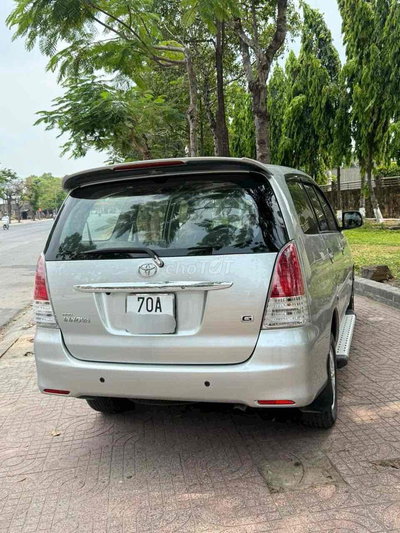 Toyota Innova 2011