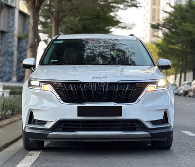 KIA Carnival 2023 2.2D Luxury 7S