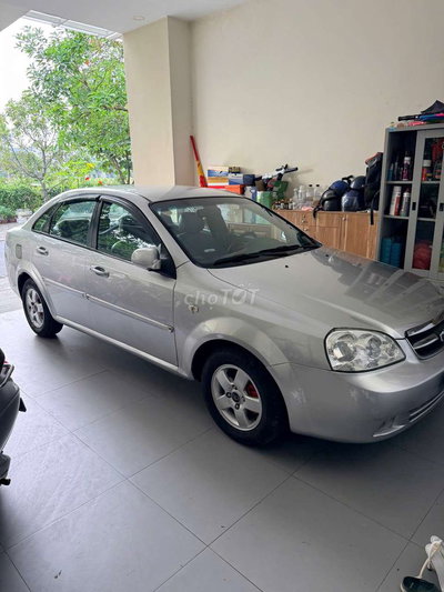 Daewoo Lacetti màu Bạc