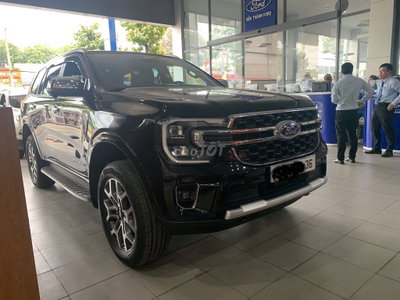 Ford Everest NextGen 2024 Bi-Turbo Titanium Đen