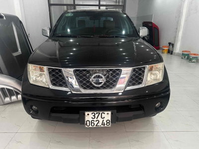 Nissan Navara 2012 Đen