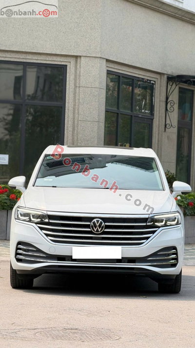 Xe Volkswagen Viloran Luxury 2024