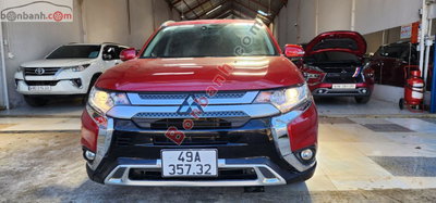 Xe Mitsubishi Outlander 2.0 CVT 2020