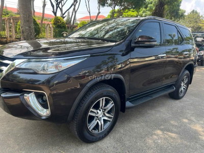 Toyota Fortuner 2019 số tự động máy dầu 82000km