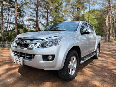 Isuzu D-Max 2015 2 cầu