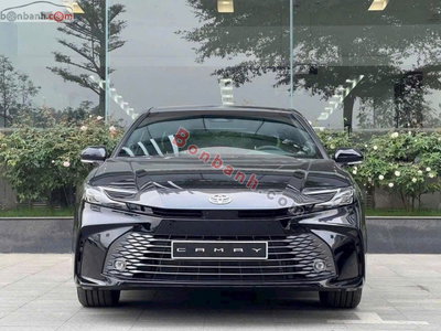 Xe Toyota Camry 2.5 HEV Mid 2026