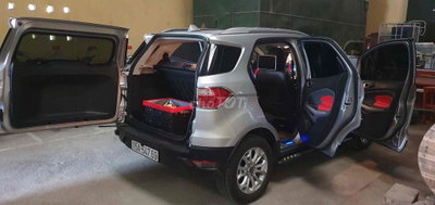 Ford EcoSport Bạc 5 chỗ Tự động