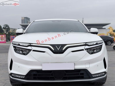 Xe VinFast VF8 Plus AWD 2023