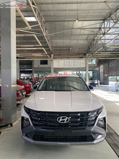 Xe Hyundai Tucson 2.0 AT Tiêu chuẩn 2026