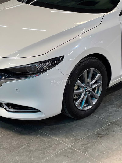 Mazda 3 2024 Premium 16000 km