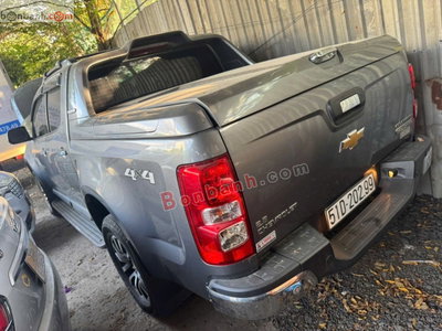 Xe Chevrolet Colorado High Country 2.8L 4x4 AT 2017
