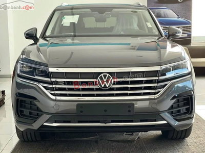 Xe Volkswagen Touareg Luxury 2.0 TSI 2023