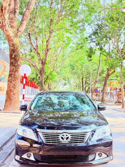 Toyota Camry 2.0E 2014