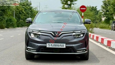 Xe VinFast VF8 Eco AWD 2024