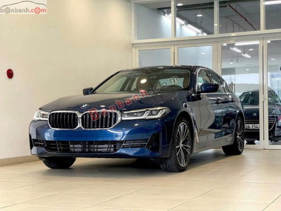 Xe BMW 5 Series 520i 2023
