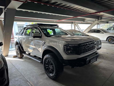 Ford Ranger RAPTOR 2023 Trắng, Vay Ngân Hàng 75%