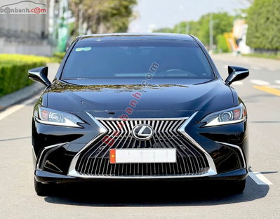 Xe Lexus ES 250 2019