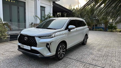 Toyota Veloz Cross 2024 Top 1.5 CVT 28.000km