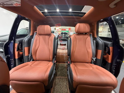 Xe Kia Carnival Signature 2.2D 2022