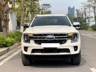 Ford Everest Titanium 2.0L 4x2AT sx nhập 2023