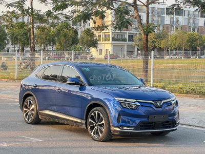 VF8 Plus 2023 Mua Pin CATL giảm 120tr đổi xe xăng