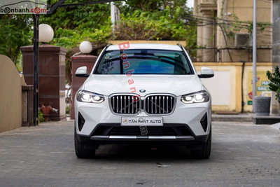 Xe BMW X3 sDrive20i 2024