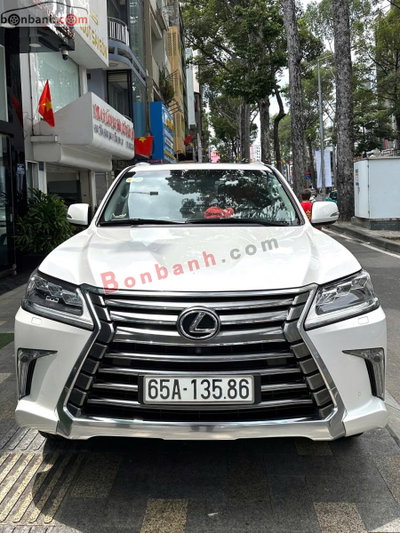 Xe Lexus LX 570 2017