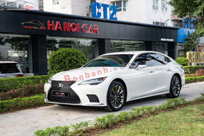 Xe Lexus LS 500 2022