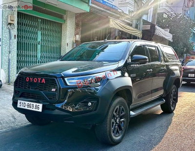 Xe Toyota Hilux Adventure 2.8L 4x4 AT 2024