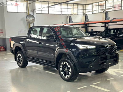 Xe Toyota Hilux Trailhunter 2.8L 4x4 AT 2026